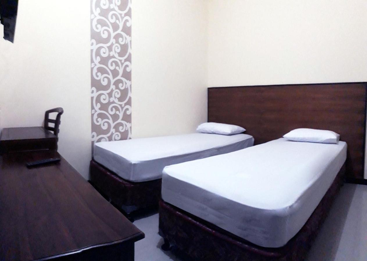 Hotel Pelangi Indah Semarang Zewnętrze zdjęcie