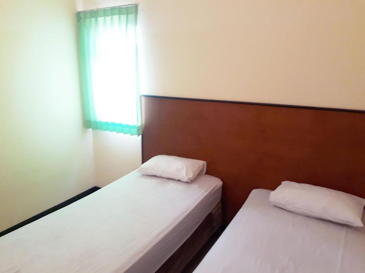 Hotel Pelangi Indah Semarang Zewnętrze zdjęcie