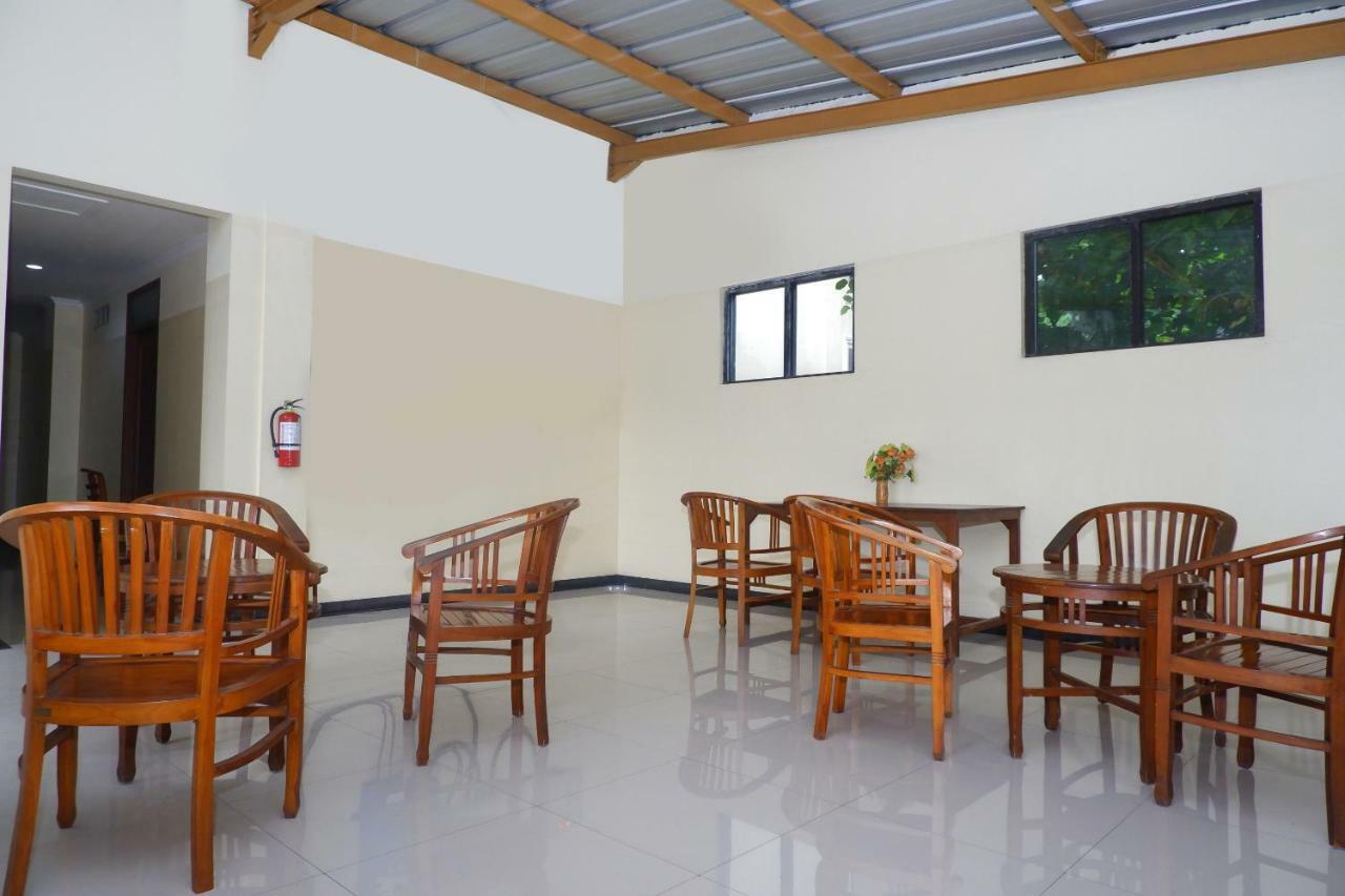 Hotel Pelangi Indah Semarang Zewnętrze zdjęcie