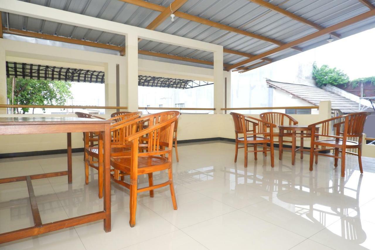 Hotel Pelangi Indah Semarang Zewnętrze zdjęcie