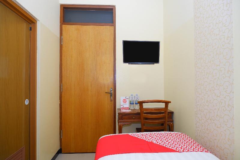 Hotel Pelangi Indah Semarang Zewnętrze zdjęcie